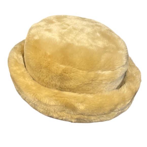 Faux Fur Fluffy Bucket Winter Hat Cream - Picture 2 of 10